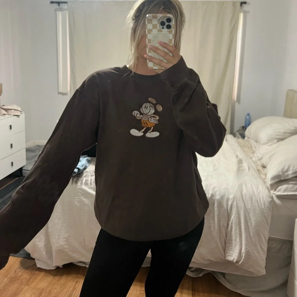 VINTAGE DISNEYLAND SWEATSHIRT - Picture 9 of 14